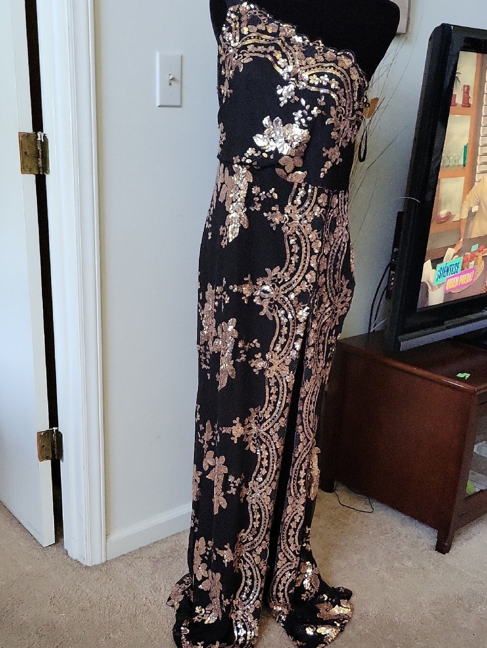 Fashion Nova Black Strapless Dress with Rose Gold Sequin Embellishment